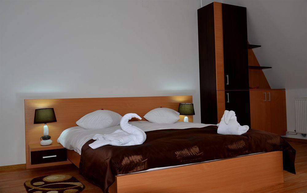 Aparthotel Zorilor Cluj Napoca Bagian luar foto