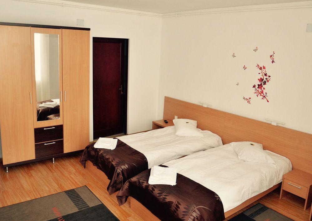 Aparthotel Zorilor Cluj Napoca Bagian luar foto