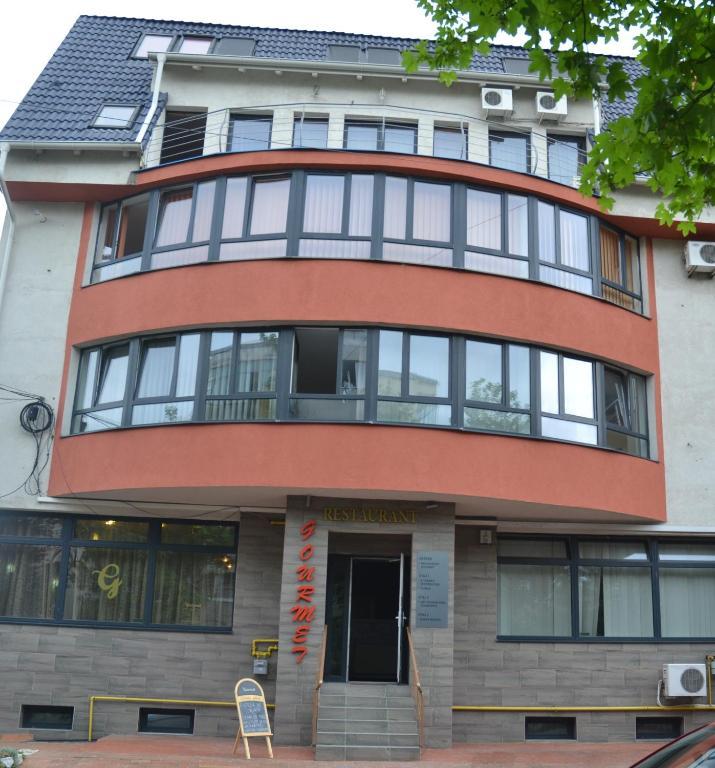 Aparthotel Zorilor Cluj Napoca Bagian luar foto