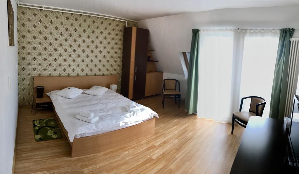 Aparthotel Zorilor Cluj Napoca Bagian luar foto