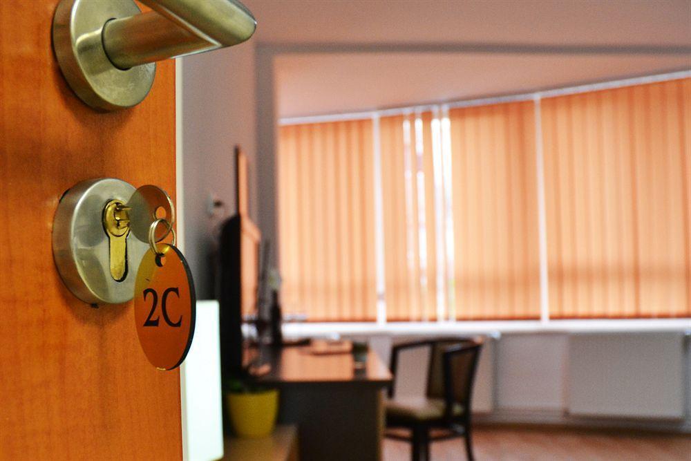 Aparthotel Zorilor Cluj Napoca Bagian luar foto
