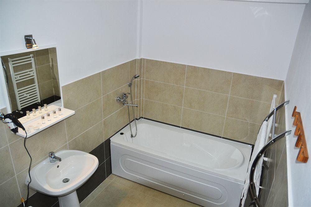 Aparthotel Zorilor Cluj Napoca Bagian luar foto